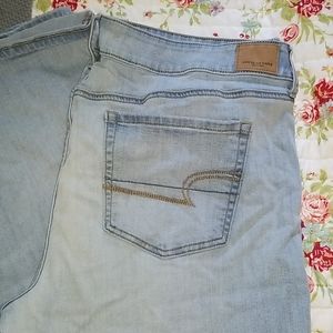 American Eagle Favorite Boyfriend jeans